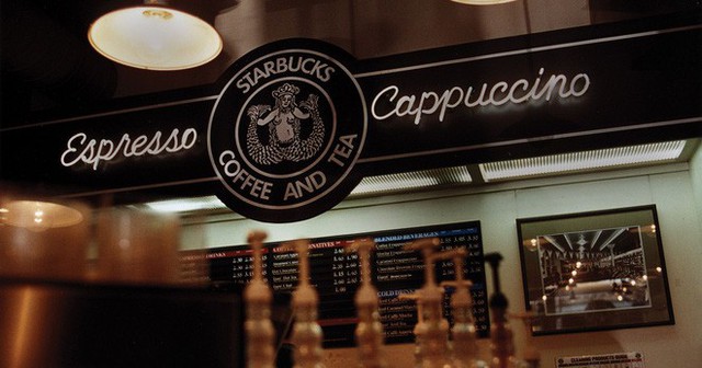 Phép màu nào đưa Starbucks từ một cửa hàng rang cafe thành chuỗi thương hiệu trị giá trăm tỉ đô? - Ảnh 5.