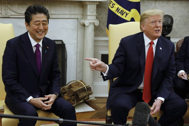 Tổng thống Trump tự hào khi được Thủ tướng Nhật đề cử giải Nobel hòa bình - Ảnh 1.
