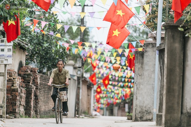 Hết Tết nhưng một ngôi làng ở ngoại thành Hà Nội vẫn tưng bừng tổ chức ăn Tết lại: Tháng Giêng là tháng ăn chơi! - Ảnh 15.