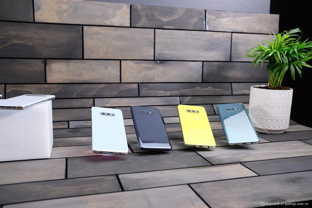 Samsung Galaxy S10 và S10+ chính thức ra mắt, người mua Việt Nam có thể đặt trước từ 22/2 - Ảnh 1.
