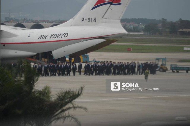 Lực lượng mật vụ tinh nhuệ của ông Kim Jong-un đổ bộ hùng hậu xuống Hà Nội - Ảnh 1.
