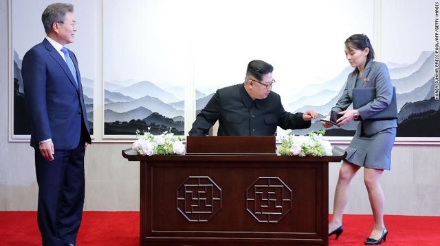 Chân dung em gái quyền lực sinh năm 89 của ông Kim Jong-un - Ảnh 1.