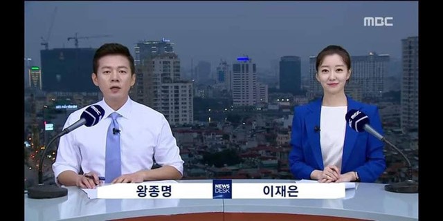 Không chỉ có MBC News, nhiều hãng thông tấn quốc tế cũng chọn được những địa điểm chất không kém ở Hà Nội để dẫn bản tin thời sự - Ảnh 1.