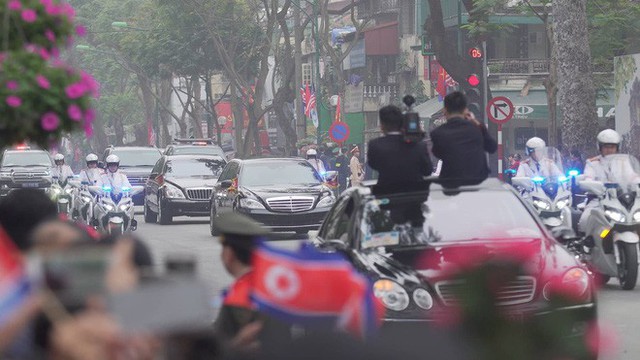 Họp báo hậu thượng đỉnh: TT Trump tiết lộ lí do khiến cuộc đàm phán với Chủ tịch Kim không đạt kết quả - Ảnh 34.