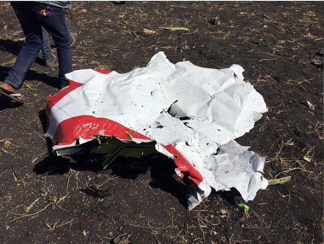 2 chiếc Boeing 737 Max 8 rơi trong 4 tháng, chuyên gia nói gì? - Ảnh 1.