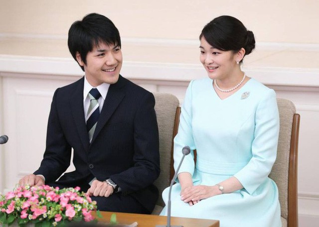 Mako nàng công chúa Nhật Bản: Rời hoàng tộc vì tình yêu, chấp nhận chờ hoàng tử trả nợ xong mới cưới - Ảnh 11.