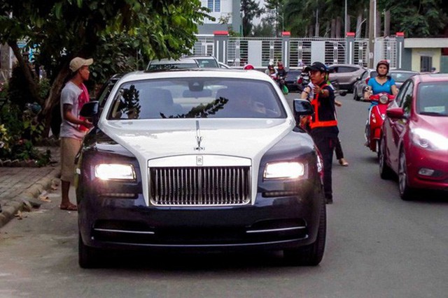 Đại gia Rolls Royce Ninh Bình chi bạo 350 tỷ đồng mua doanh nghiệp nhà nước - Ảnh 2. Đại gia Rolls Royce Ninh Bình chi bạo 350 tỷ đồng mua doanh nghiệp nhà nước - Ảnh 2.