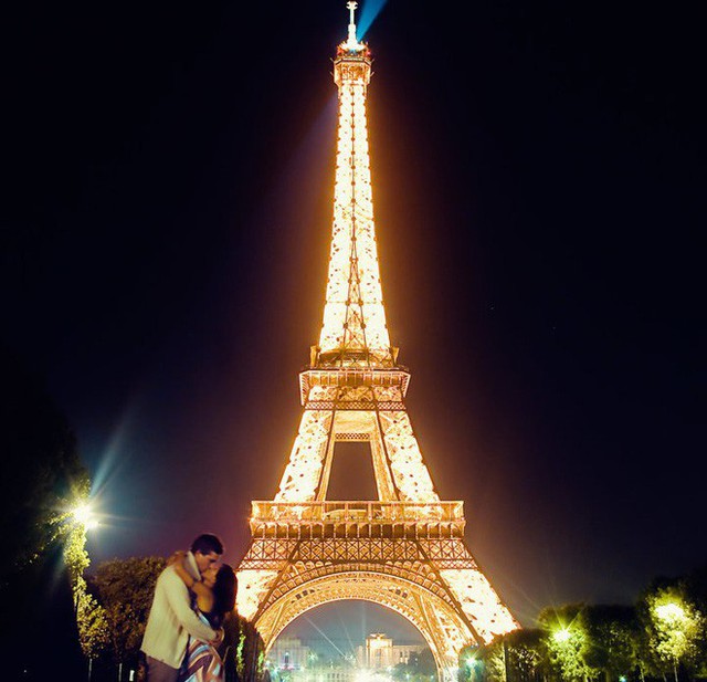  Chụp hình tháp Eiffel vào buổi tối có thể khiến bạn... bị kiện ra toà, và đây là lí do! - Ảnh 5.