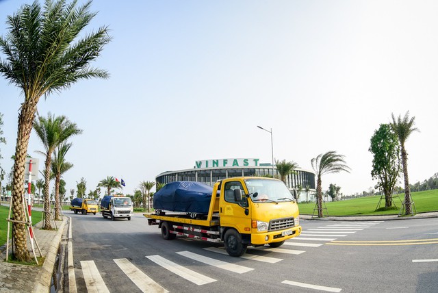 VinFast đưa 155 ô tô ra nước ngoài kiểm định chất lượng - Ảnh 2. VinFast đưa 155 ô tô ra nước ngoài kiểm định chất lượng - Ảnh 2.