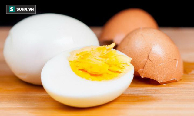  Chuyên gia dinh dưỡng: Trứng là thực phẩm tốt hàng đầu, đừng để 10 lời dọa này đánh lừa - Ảnh 1.