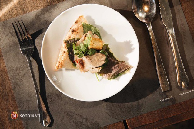 Ăn thử chiếc pizza bún đậu mắm tôm đang khiến dân tình chao đảo: Đầu hàng sau 2 miếng! - Ảnh 8. Ăn thử chiếc pizza bún đậu mắm tôm đang khiến dân tình chao đảo: Đầu hàng sau 2 miếng! - Ảnh 8.