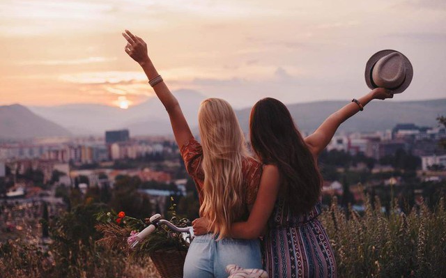 Bí quyết để hợp tác kinh doanh với... bạn thân