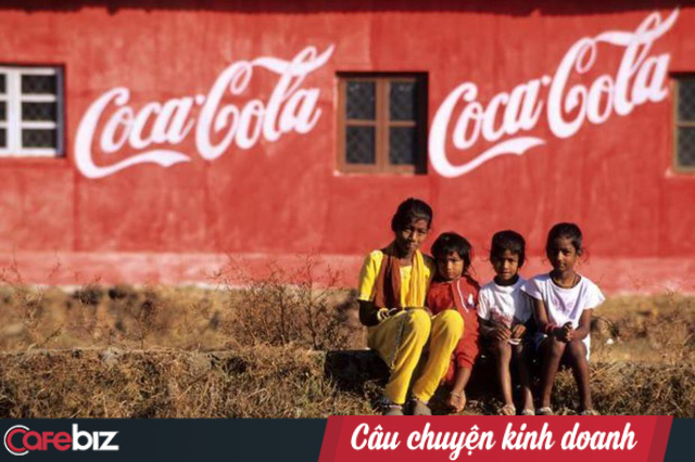 Mua đứt đối thủ, kết liễu nhãn hiệu nội địa: Coca-Cola 2 lần nuốt chửng thị trường Ấn Độ bất chấp sự hà khắc của chính phủ - Ảnh 2.