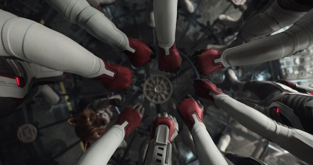 Giải thích vấn đề hack não nhất khi xem ENDGAME: Thuyết du hành thời gian Marvel đã dùng là gì? - Ảnh 8. Giải thích vấn đề hack não nhất khi xem ENDGAME: Thuyết du hành thời gian Marvel đã dùng là gì? - Ảnh 8.