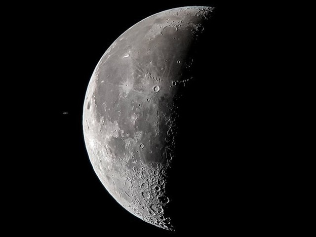Tin được không: Tấm ảnh Sao Thổ chạm Mặt trăng này được chụp bằng Galaxy S8 gắn kính viễn vọng! - Ảnh 3.