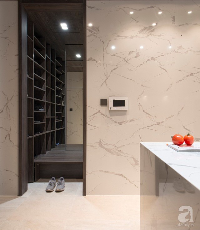 Cùng xem căn hộ 127m² có tổng chi phí thi công và hoàn thiện là 1,3 tỷ đồng ở Hà Nội này đặc biệt như thế nào - Ảnh 14. Cùng xem căn hộ 127m² có tổng chi phí thi công và hoàn thiện là 1,3 tỷ đồng ở Hà Nội này đặc biệt như thế nào - Ảnh 14.