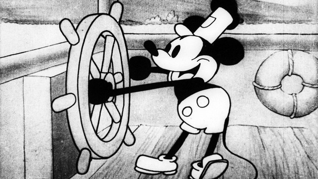 Disney đã xây dựng thương hiệu Chuột Mickey trị giá 3 tỷ USD bằng cách bán các sản phẩm cho người lớn như thế nào? (P1) - Ảnh 2.