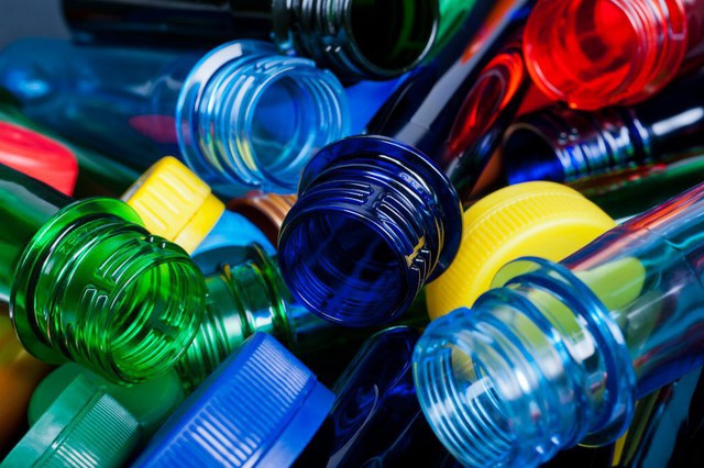Giải quyết khủng hoảng rác nhựa bằng cách... chế ra một loại nhựa khác: Tại sao ý tưởng IQ vô cực này được đánh giá cực cao? - Ảnh 1.