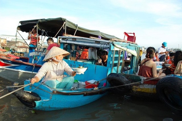 Liên tục được đầu bếp nổi tiếng Mỹ, Hàn Quốc ca ngợi, thì ra đây là những bí mật của hủ tiếu chợ nổi Cái Răng - Ảnh 19.