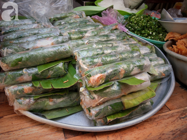 Quán ăn nhỏ hơn 40 năm tuổi góp phần làm nên văn hóa ẩm thực hẻm Sài Gòn: 7 ngày bán 7 món khác nhau, tuyệt hảo nhất chính là món chay - Ảnh 12.