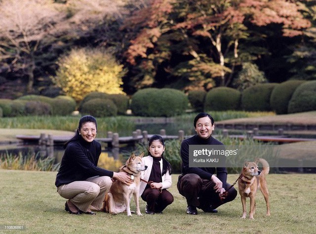  Tân Nhật hoàng Naruhito và vương phi u sầu Masako: Mối tình sét đánh, 6 năm theo đuổi, 3 lần cầu hôn và lời hứa bảo vệ em đến trọn đời - Ảnh 32.