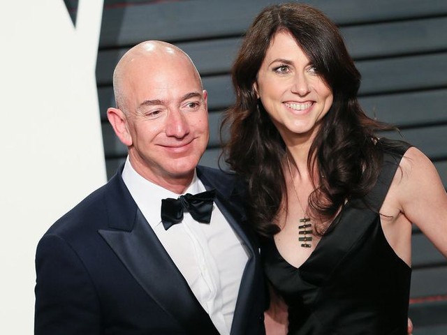Tại sao dù là tỷ phú giàu nhất thế giới nhưng Jeff Bezos từ chối tham gia quỹ từ thiện do Bill Gates và Warren Buffett lập ra ? - Ảnh 1.