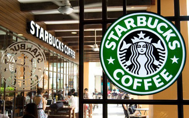 Starbucks: Công ty công nghệ bán cà phê và cú chuyển đối số ngoạn mục để vượt qua cơn ác mộng khủng hoảng năm 2008