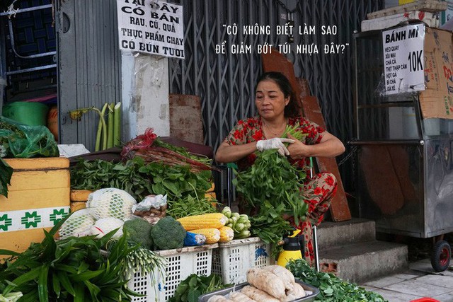 Người tặng tấm biển Tui bán rau, không bán túi nilon cho các sạp hàng ở Sài Gòn: Các cô chú làm được thì chúng mình cũng làm được! - Ảnh 5.