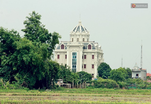 Về làng tỷ phú Nam Định chiêm ngưỡng những tòa lâu đài nguy nga tráng lệ theo phong cách Châu Âu - Ảnh 5.