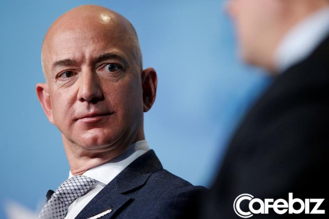 Jeff Bezos: Các doanh nhân nên bị ám ảnh bởi khách hàng, đừng khiến họ hài lòng, hãy làm họ hoàn toàn thích thú  - Ảnh 1.
