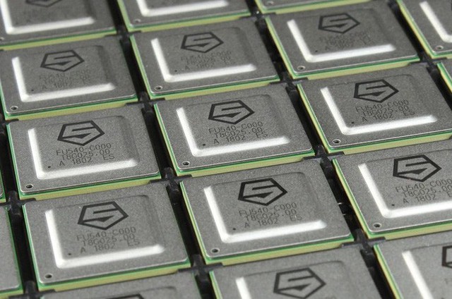 Bất chấp cuộc chiến thương mại, startup chip Mỹ lách luật để giúp Trung Quốc tự thiết kế chip - Ảnh 2.
