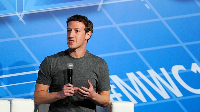 68% cổ đông bỏ phiếu yêu cầu Mark Zuckerberg từ chức Chủ tịch Facebook - Ảnh 1.