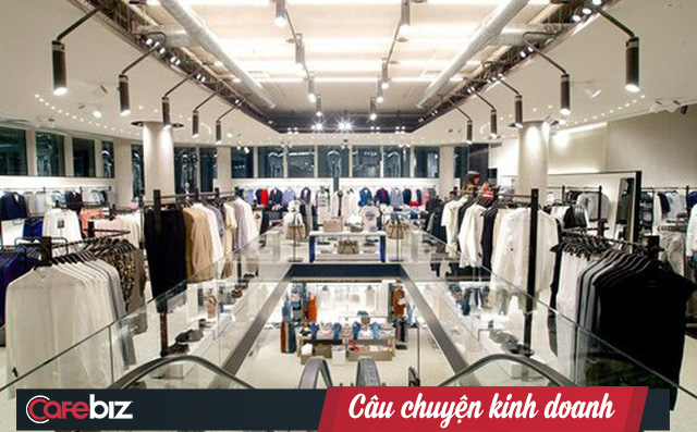 Vào Việt Nam chưa đầy 3 năm, công ty sở hữu thương hiệu Zara đã kiếm doanh thu ngang ngửa toàn bộ mảng thời trang thuộc tập đoàn của Vua hàng hiệu Hạnh Nguyễn - Ảnh 4.