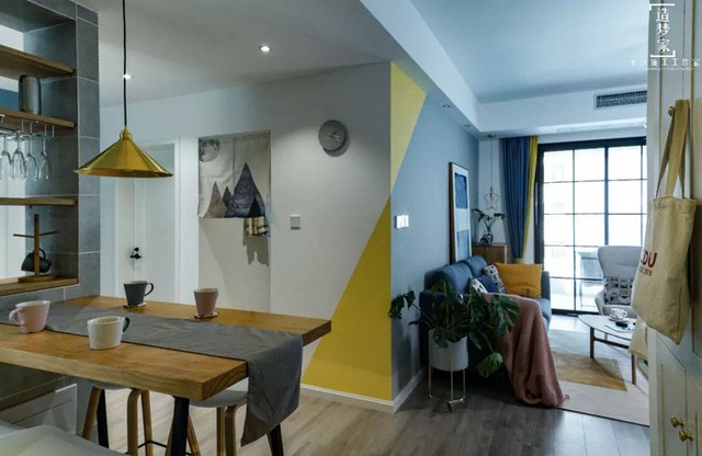 Cô gái sống vui vẻ trong căn hộ 90m² có vẻ đẹp đơn giản và tươi mới trong cách kết hợp màu sắc - Ảnh 7.