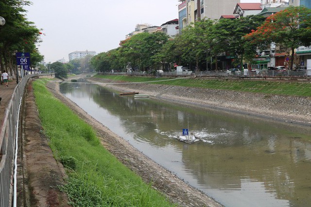  Mùi hôi tại sông Tô Lịch đã giảm nhờ công nghệ của Nhật sau gần 3 tuần - Ảnh 1.