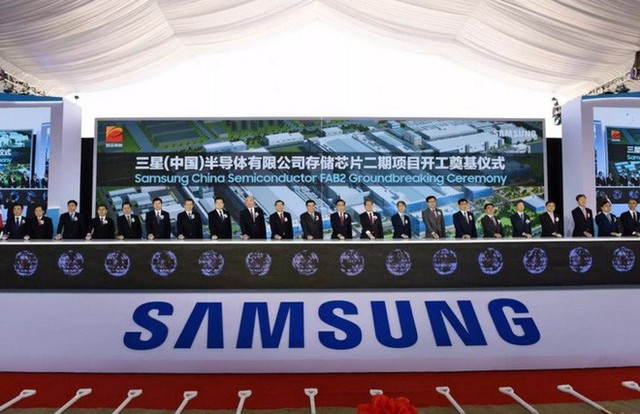 Mảng kinh doanh smartphone thua kém tại Trung Quốc, Samsung chuyển sang sản xuất pin và linh kiện điện tử cho xe hơi - Ảnh 1.