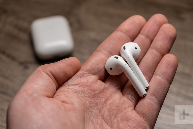 Cảnh báo: AirPods và các tai nghe earbud đang “tàn phá” từ từ thính giác của người dùng - Ảnh 1. Cảnh báo: AirPods và các tai nghe earbud đang “tàn phá” từ từ thính giác của người dùng - Ảnh 1.