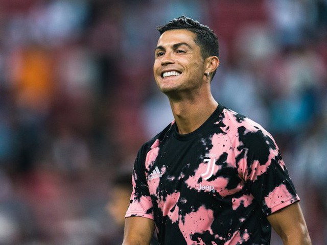 “Choáng” trước số tiền KOL kiếm được từ Instagram: Christiano Ronaldo còn phải chịu thua “cô đào” này - Ảnh 13.