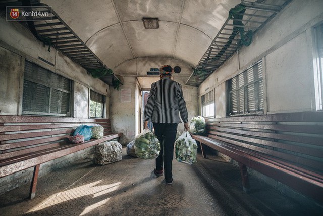 8 giờ trên chuyến tàu kỳ lạ nhất Việt Nam: Rời ga mà không có một hành khách nào - Ảnh 13. 8 giờ trên chuyến tàu kỳ lạ nhất Việt Nam: Rời ga mà không có một hành khách nào - Ảnh 13.