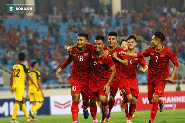  Chạm ngưỡng, tập trung cho SEA Games, thầy trò ông Park liệu có khốn đốn vì tấm HCV? - Ảnh 2.