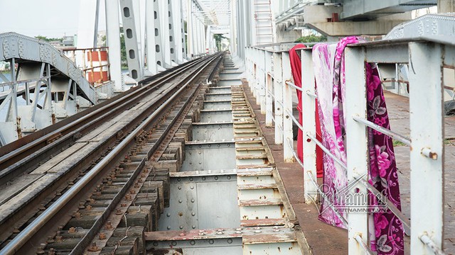 Ngắm từ trên cao cầu đường sắt 117 năm tuổi ở Sài Gòn sắp tháo dỡ - Ảnh 20.