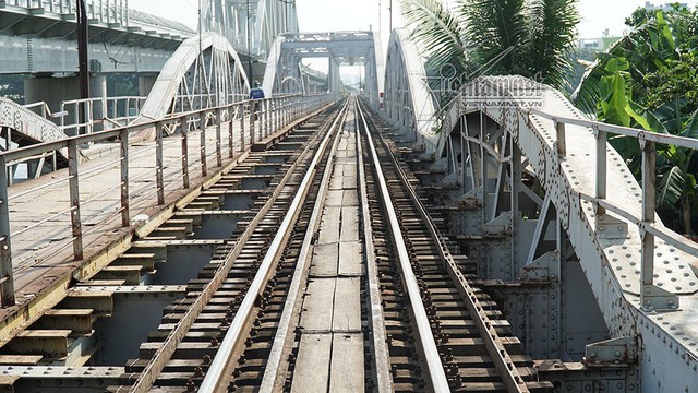 Ngắm từ trên cao cầu đường sắt 117 năm tuổi ở Sài Gòn sắp tháo dỡ - Ảnh 7.