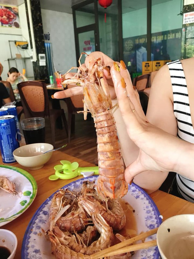 Nhà hàng ở Đà Nẵng cắt cổ khách với hóa đơn hải sản 85 triệu, khách kêu la liền bị bắt bẻ phải 90 triệu mới đúng, vì thiếu 4 triệu tiền cua - Ảnh 4.