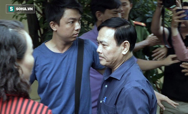  Nguyễn Hữu Linh choáng váng sau khi tòa tuyên án 1 năm 6 tháng tù - Ảnh 3.