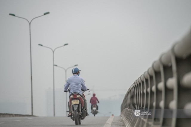 Báo động tình trạng ô nhiễm không khí ở Hà Nội, đề xuất ban hành Luật không khí sạch - Ảnh 2.
