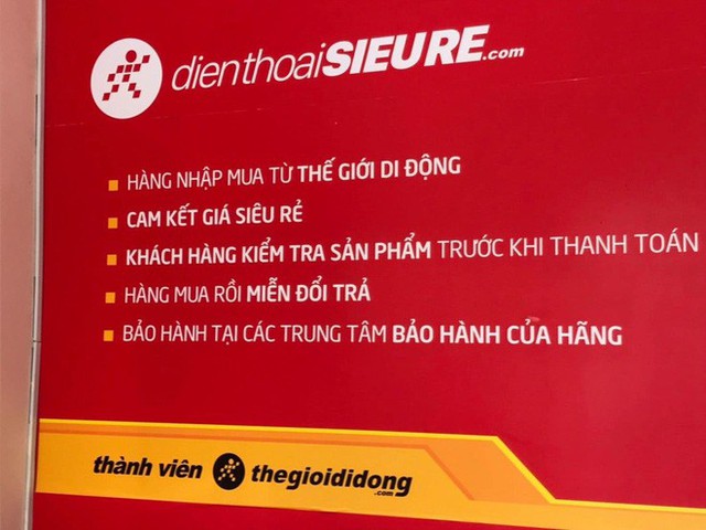 Những hình ảnh đầu tiên từ cửa hàng Điện Thoại Siêu Rẻ của TGDĐ: Diện tích nhỏ, không bảo vệ, không đổi trả, không tiếp nhận bảo hành, không bán máy cao cấp - Ảnh 3.