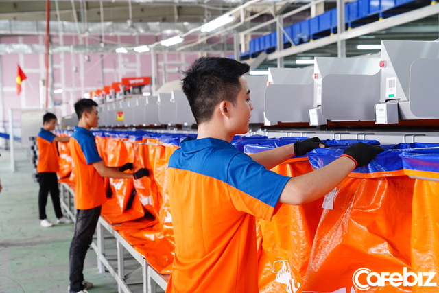 GHN ra mắt hệ thống phân loại hàng tự động 100% lớn nhất tại Việt Nam: Năng suất 30.000 đơn/giờ, tiết kiệm 600 nhân công, rút ngắn thời gian từ 3 giờ còn 30 phút - Ảnh 6.