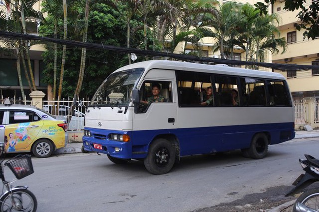 Bộ Tư lệnh Hóa học tiến hành tẩy độc Nhà máy Rạng Đông - Ảnh 7.