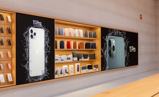 Bên trong Apple Store Fifth Avenue huyền thoại ngày mở cửa trở lại - Ảnh 6.