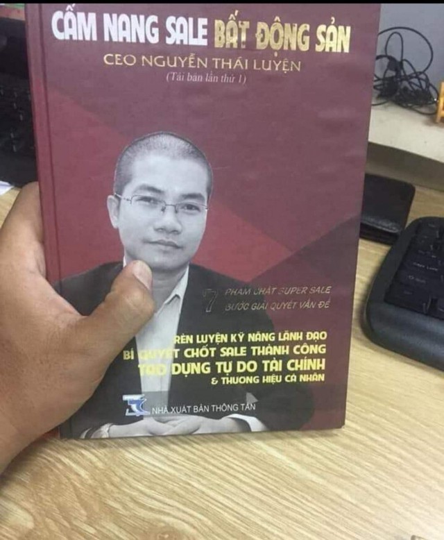 Lan truyền cuốn sách Nguyễn Thái Luyện dạy nhân viên Alibaba bí kíp lừa đảo - Ảnh 1.
